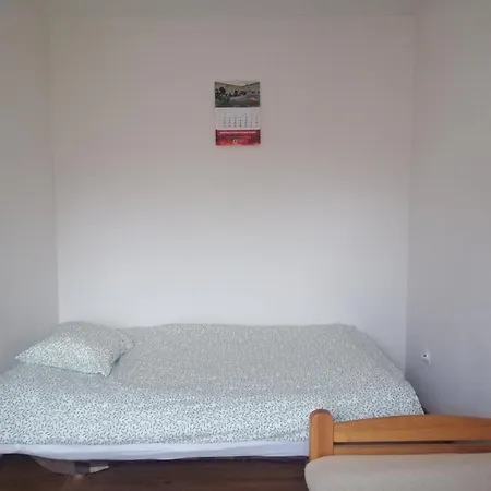 Apartament Z 3 Sypialniami - Bezplatny Parking Apartment *