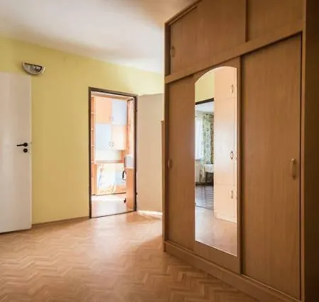 Apartment Apartament Z 3 Sypialniami - Bezplatny Parking