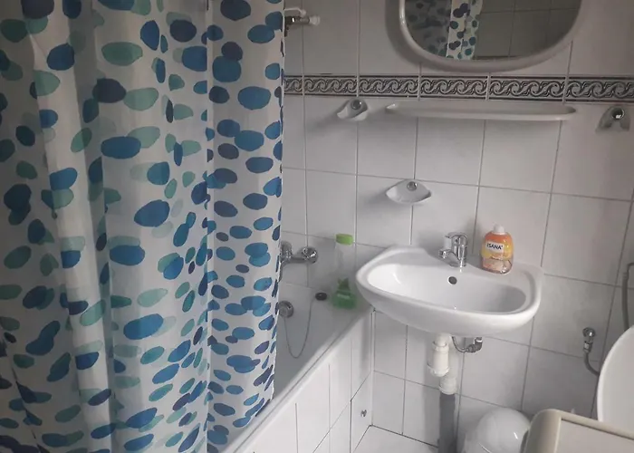 Z 3 Sypialniami - Bezplatny Parking Lejlighed